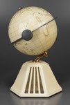 Colonial ’New World’ 158 Globe Radio - Loewy Design